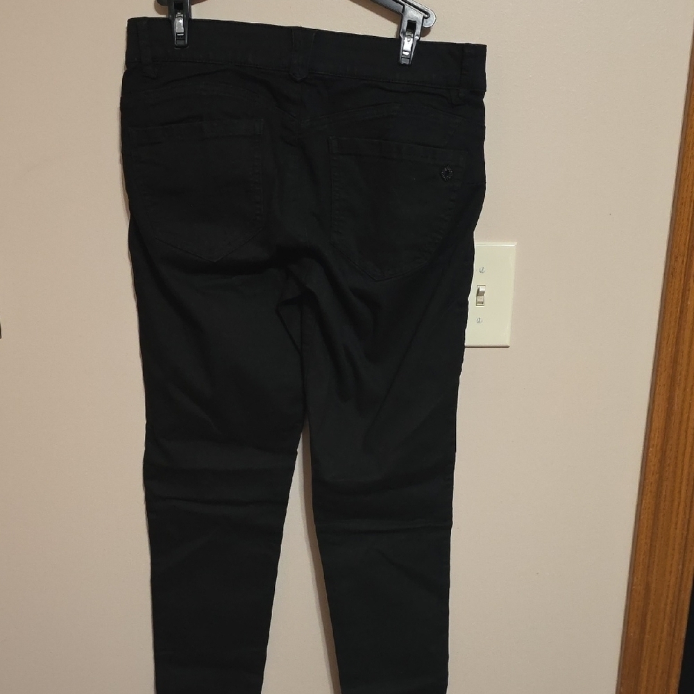 Democracy Black Women's Jeans - Picture 3 of 7